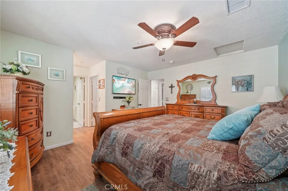 5319 Desert View Wrightwood, CA 92397