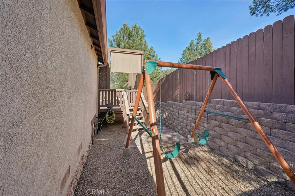 5319 Desert View Wrightwood, CA 92397