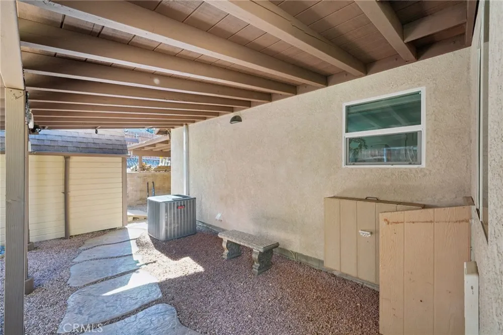 5319 Desert View Wrightwood, CA 92397
