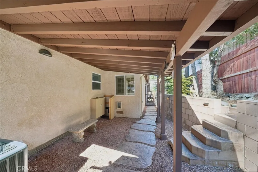 5319 Desert View Wrightwood, CA 92397