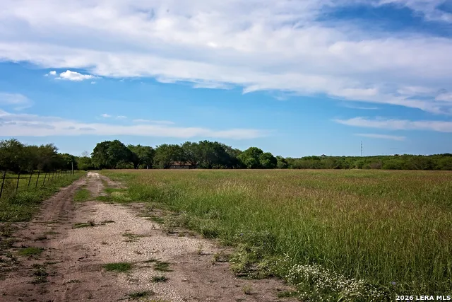 202 Ranch Rd Mathis, TX 78368