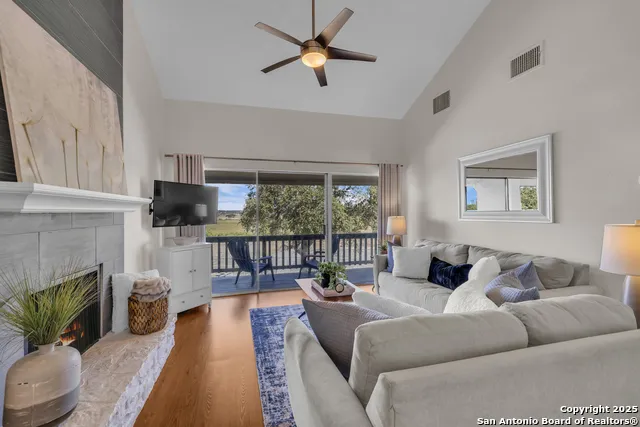 2004 Lakeland Drive #5A Canyon Lake, TX 78133