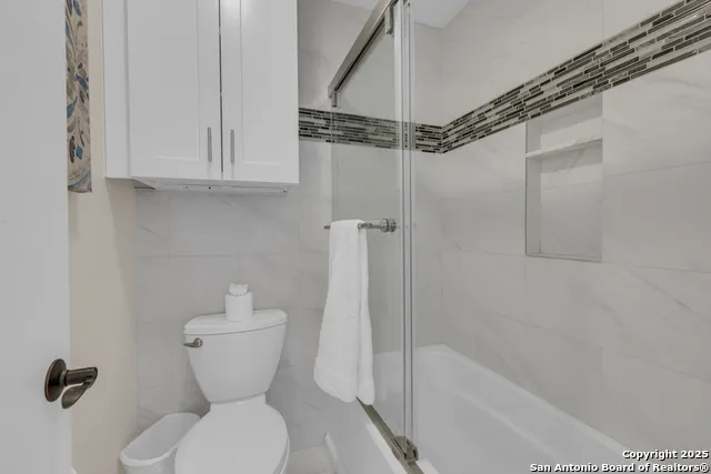 2004 Lakeland Drive #5A Canyon Lake, TX 78133