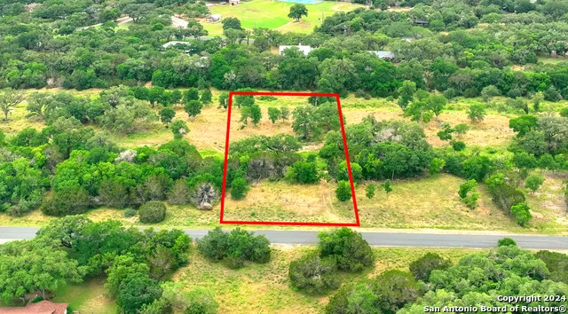7064 CIRCLE OAK DR Bulverde, TX 78163