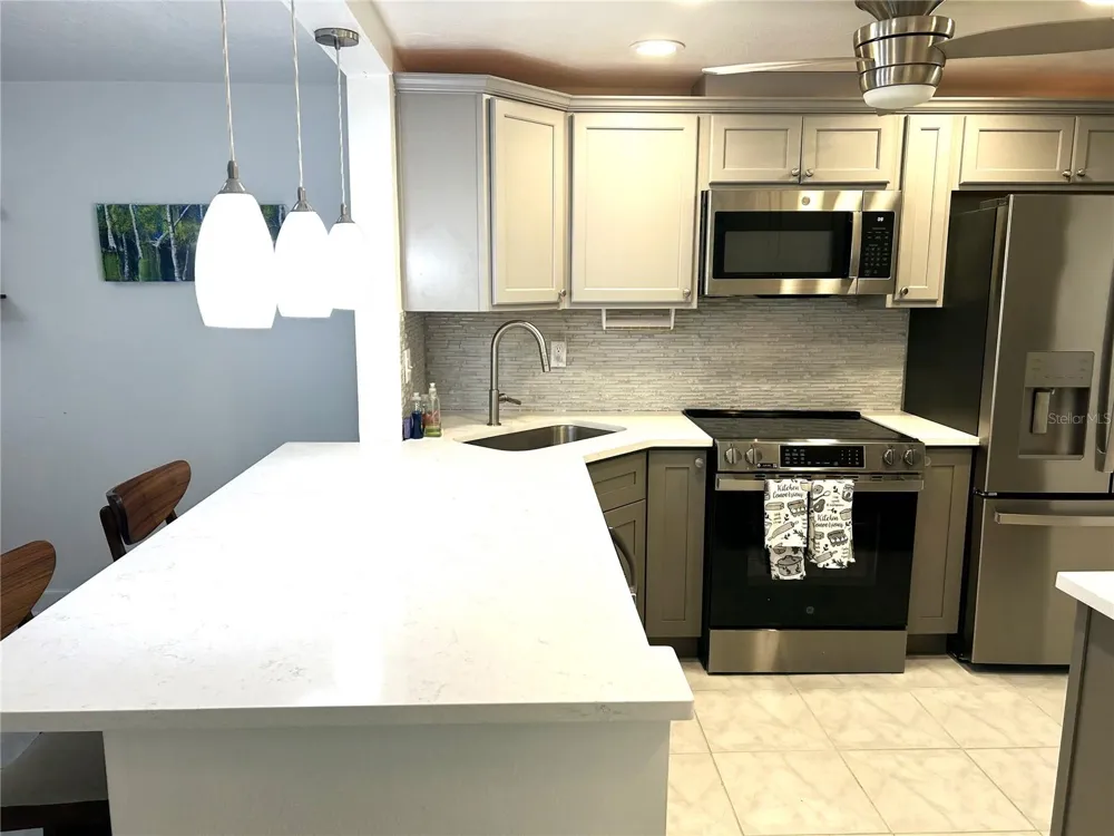 4211 STRATFORD DRIVE #4211 New Port Richey, FL 34652