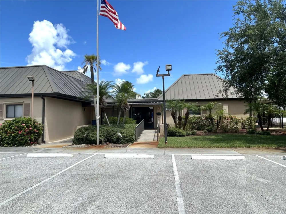 4211 STRATFORD DRIVE #4211 New Port Richey, FL 34652