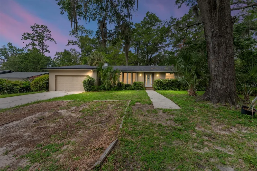 930 NW 37TH TERRACE Gainesville, FL 32605