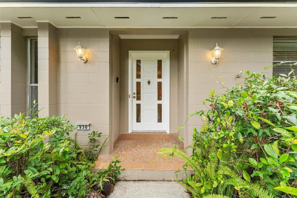 930 NW 37TH TERRACE Gainesville, FL 32605