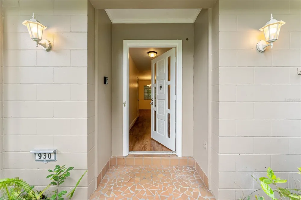 930 NW 37TH TERRACE Gainesville, FL 32605