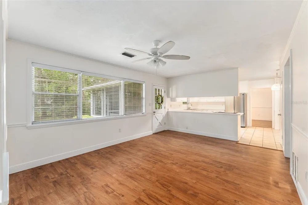 930 NW 37TH TERRACE Gainesville, FL 32605