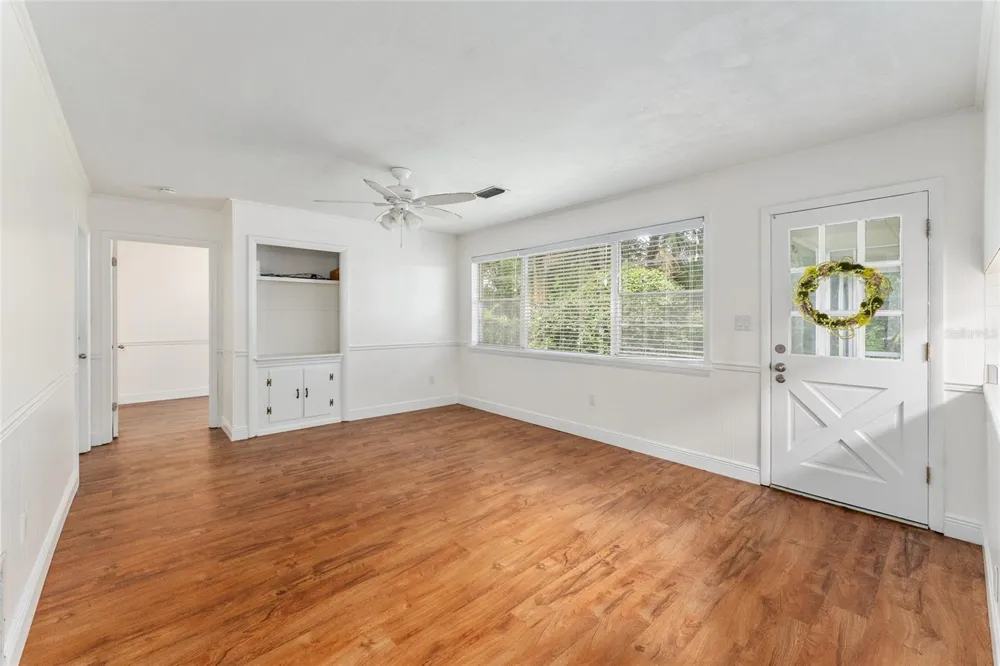 930 NW 37TH TERRACE Gainesville, FL 32605