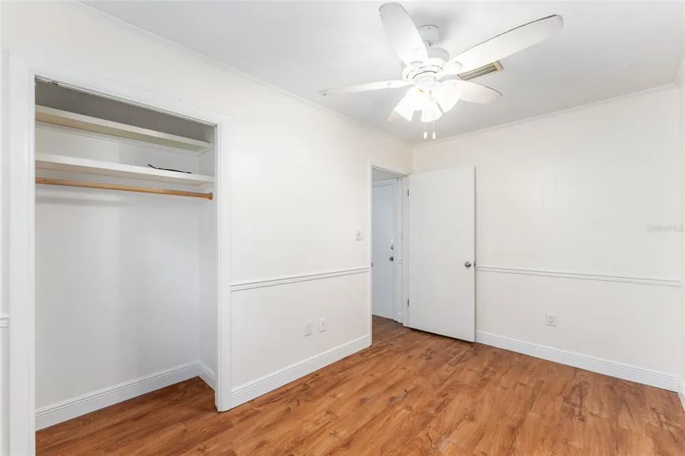 930 NW 37TH TERRACE Gainesville, FL 32605
