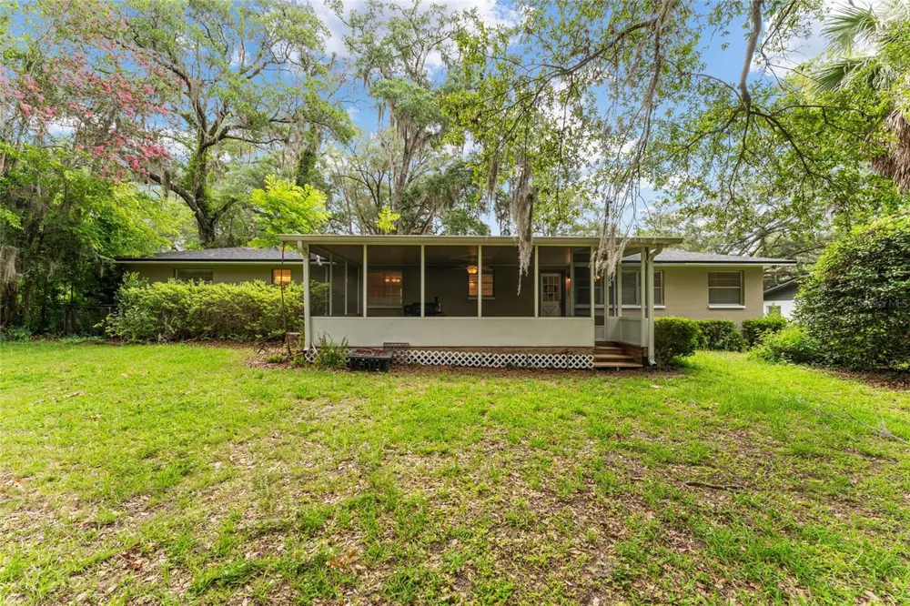 930 NW 37TH TERRACE Gainesville, FL 32605