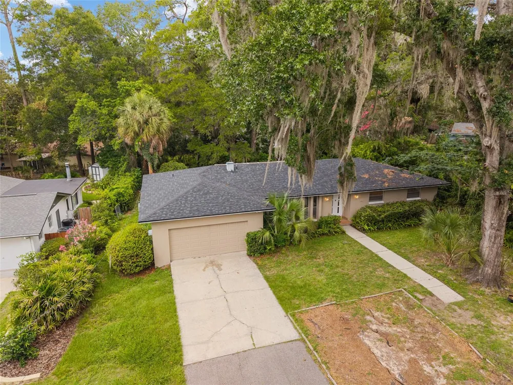 930 NW 37TH TERRACE Gainesville, FL 32605