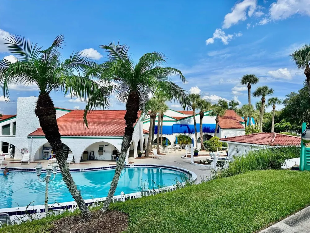 5435 CASABLANCA CIRCLE #M22 Sebring, FL 33870