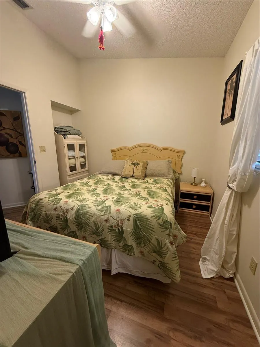 5435 CASABLANCA CIRCLE #M22 Sebring, FL 33870