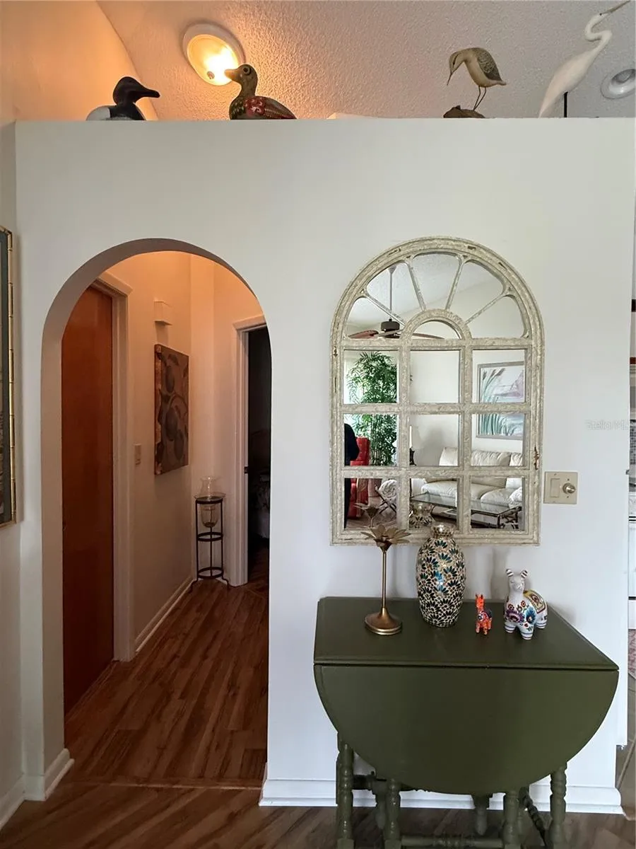 5435 CASABLANCA CIRCLE #M22 Sebring, FL 33870