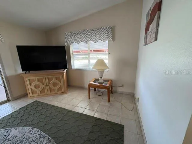 932 CHULA CT Lady Lake, FL 32159
