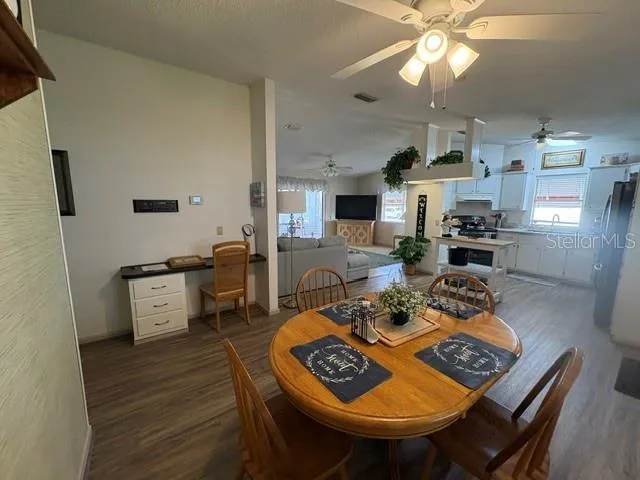 932 CHULA CT Lady Lake, FL 32159