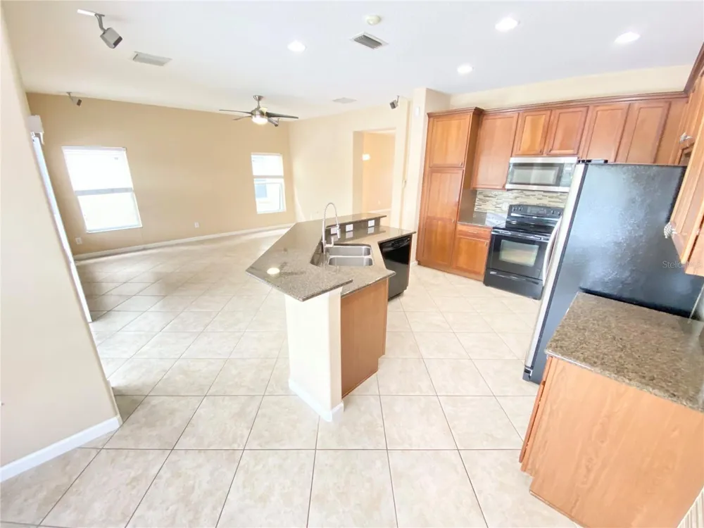 10973 WILLOW RIDGE LOOP Orlando, FL 32825