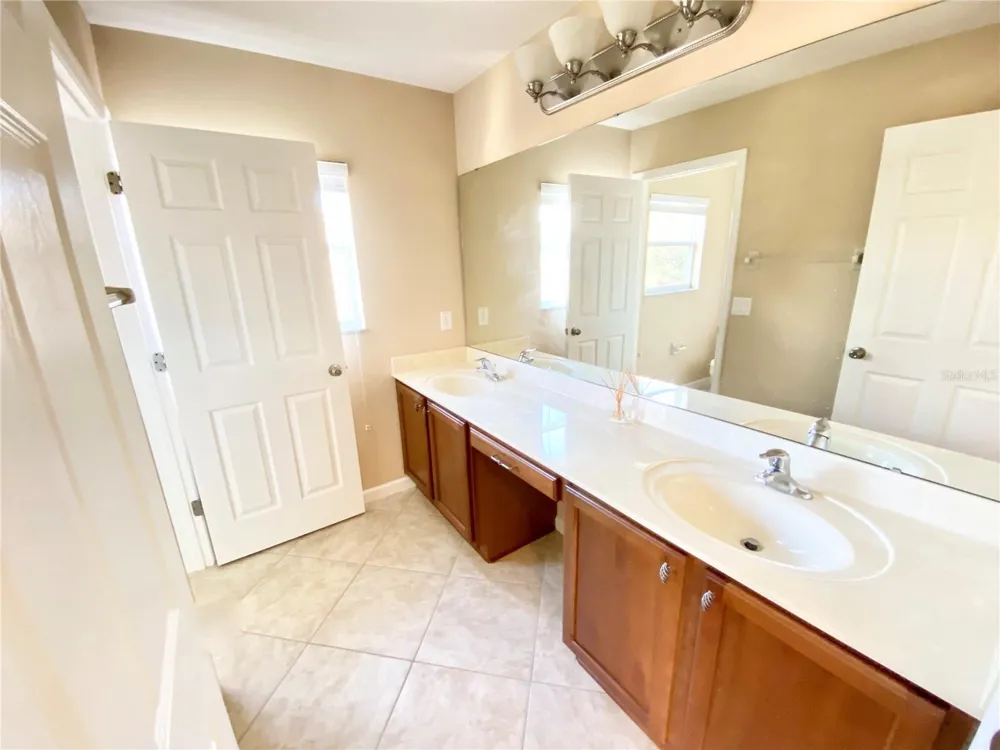 10973 WILLOW RIDGE LOOP Orlando, FL 32825