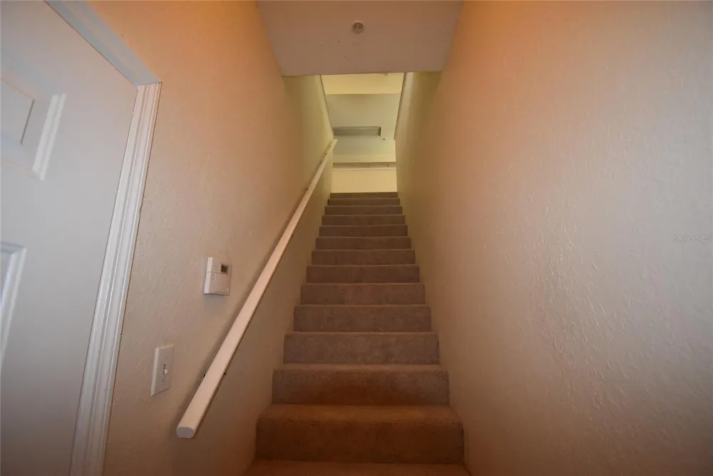 862 GRAND REGENCY POINT #205 Altamonte Springs, FL 32714