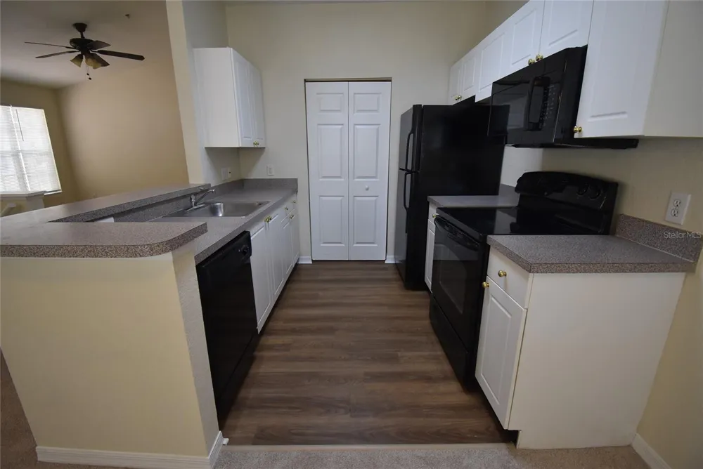 862 GRAND REGENCY POINT #205 Altamonte Springs, FL 32714