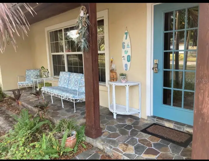7609 SENRAB DRIVE Bradenton, FL 34209