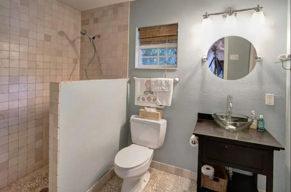 7609 SENRAB DRIVE Bradenton, FL 34209
