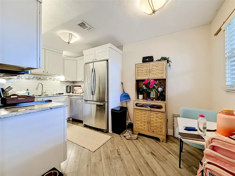 4050 4TH STREET #304 St Petersburg, FL 33703