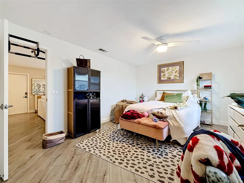 4050 4TH STREET #304 St Petersburg, FL 33703