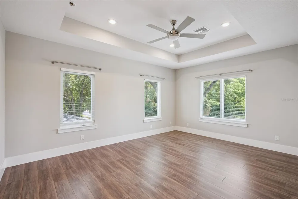200 E GRANT STREET Orlando, FL 32806