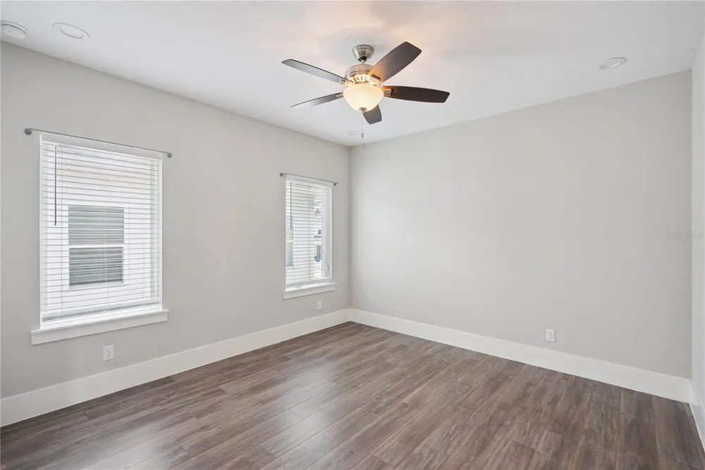 200 E GRANT STREET Orlando, FL 32806