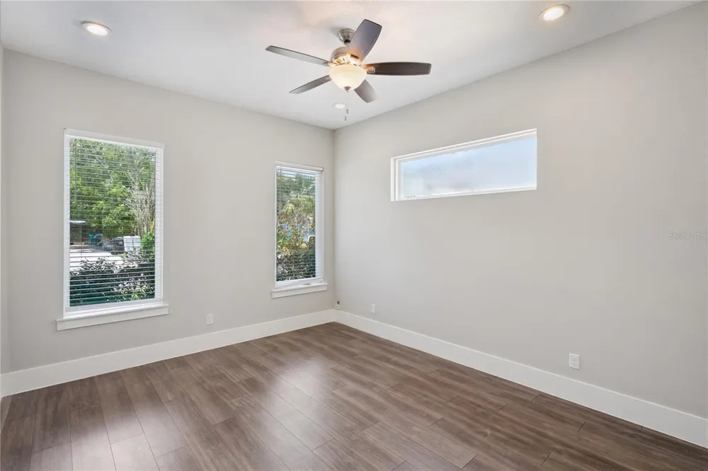200 E GRANT STREET Orlando, FL 32806