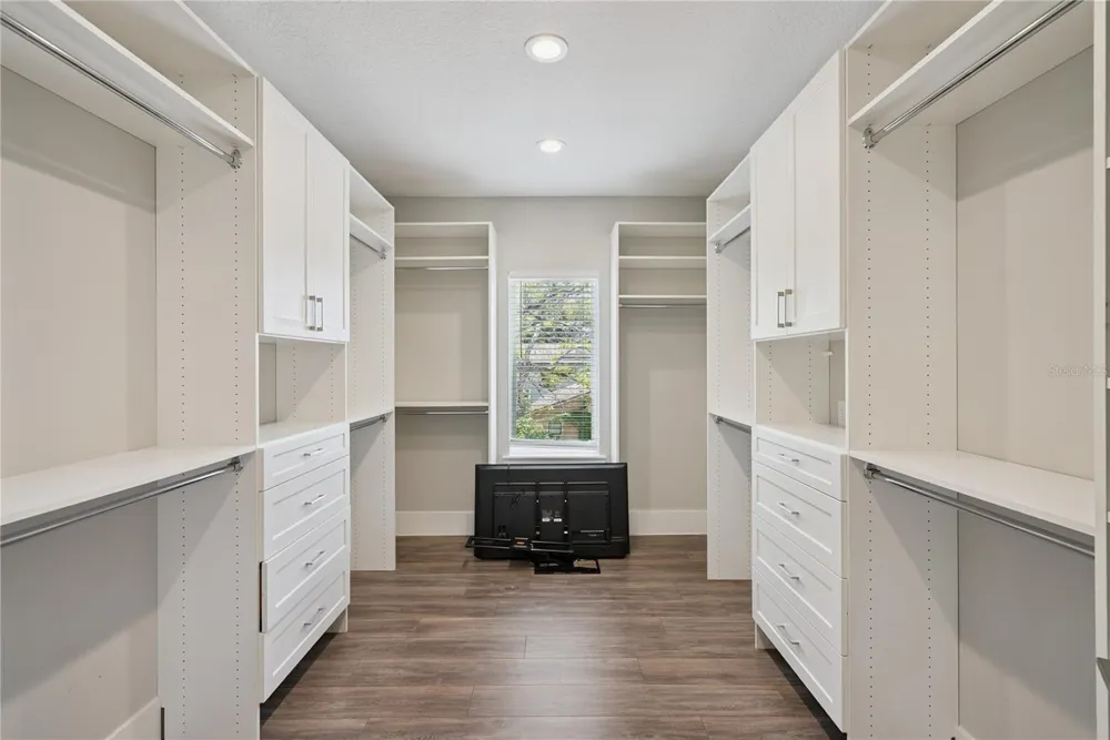200 E GRANT STREET Orlando, FL 32806