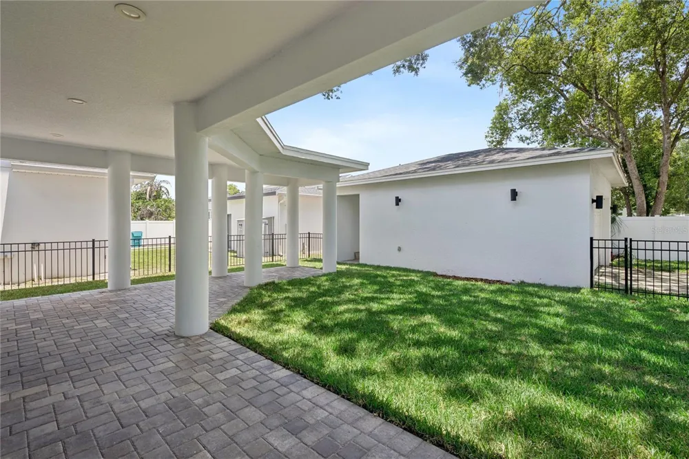 200 E GRANT STREET Orlando, FL 32806