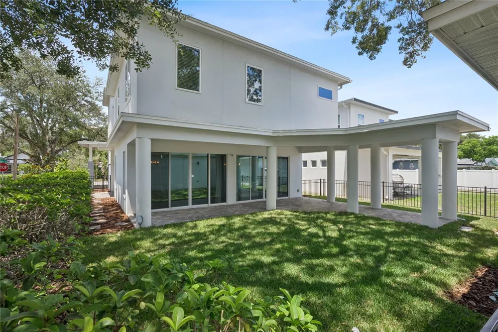 200 E GRANT STREET Orlando, FL 32806