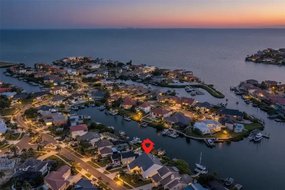 929 SYMPHONY ISLES BOULEVARD Apollo Beach, FL 33572