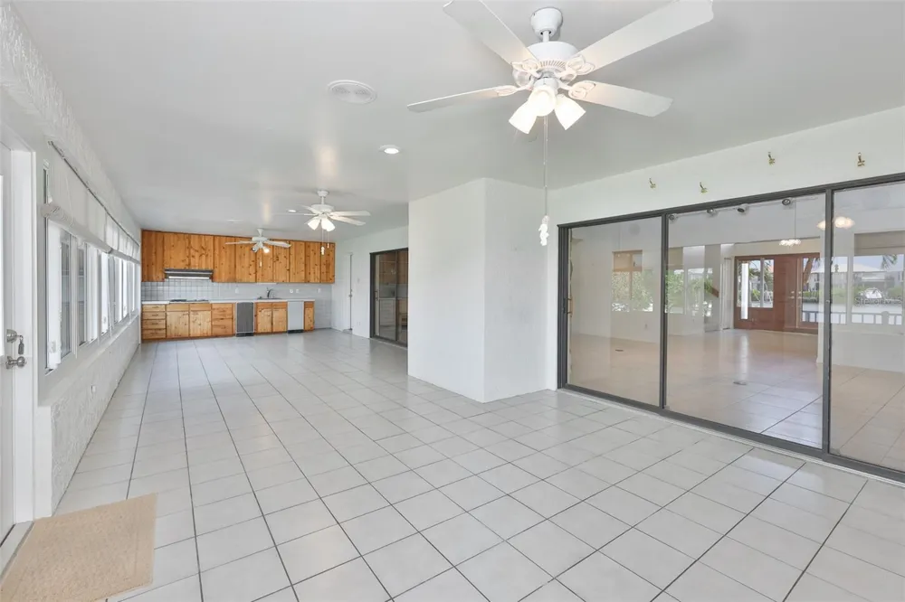 929 SYMPHONY ISLES BOULEVARD Apollo Beach, FL 33572