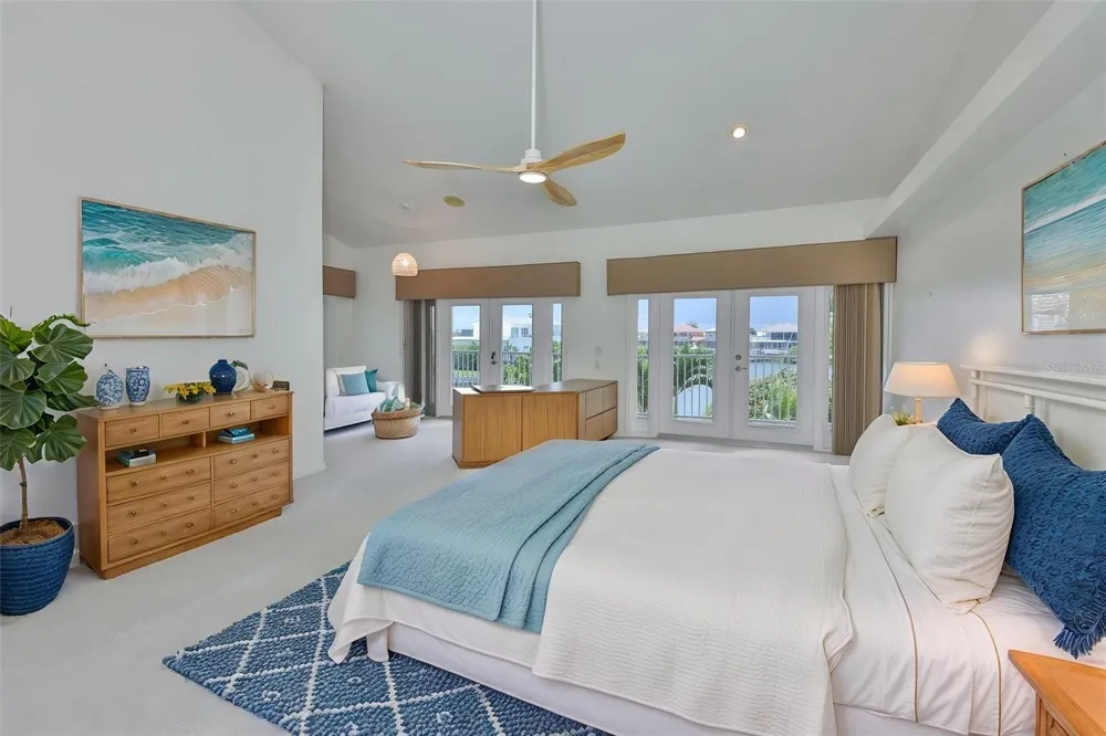 929 SYMPHONY ISLES BOULEVARD Apollo Beach, FL 33572