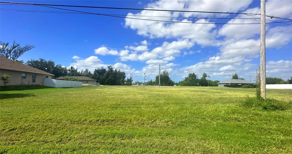 312 SW 15TH STREET Cape Coral, FL 33991