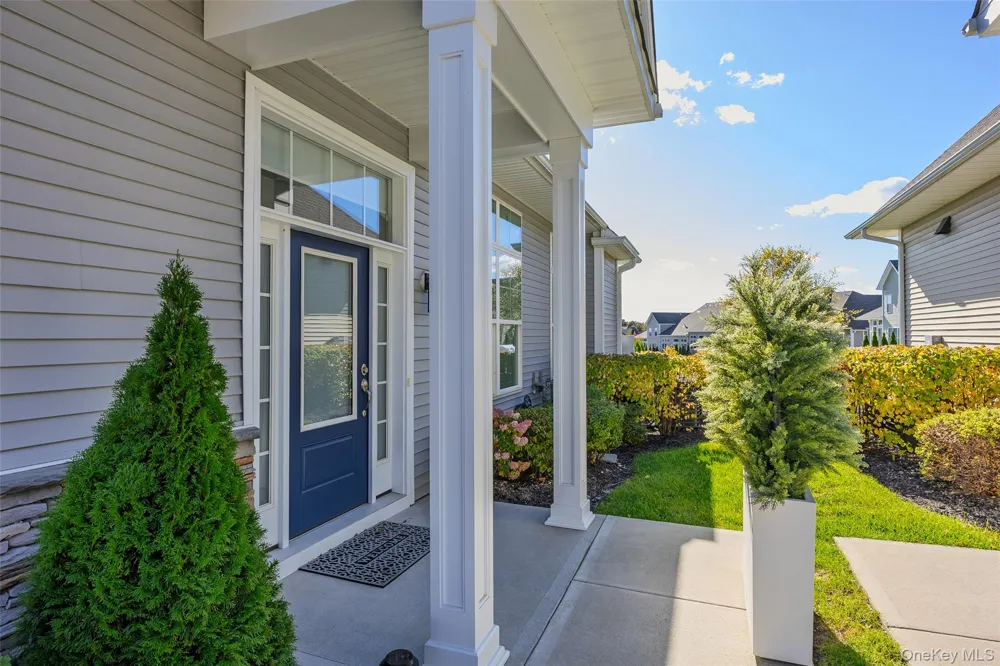 303 Silver Timber Drive Yaphank, NY 11980
