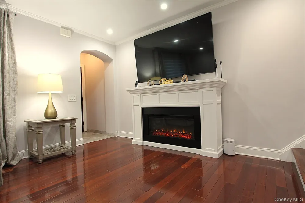 65-26 79th Street Middle Village, NY 11379