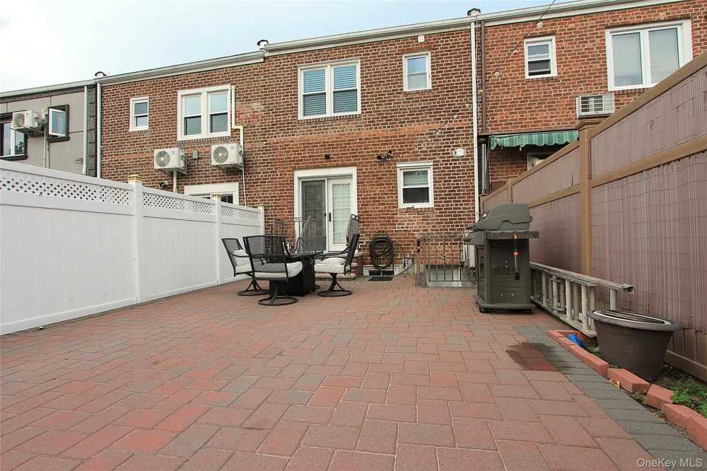 65-26 79th Street Middle Village, NY 11379