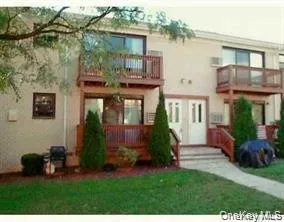 122 Sneden Place #122