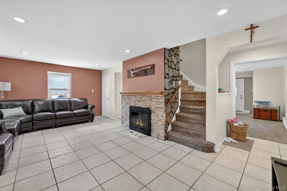 3384 Country Club Road Bronx, NY 10465