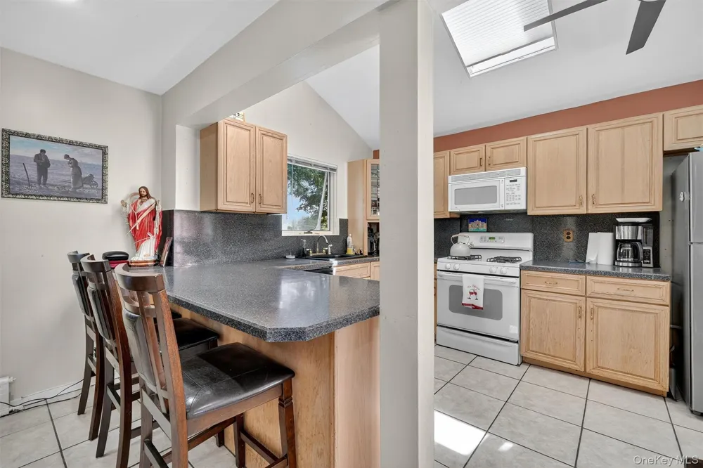 3384 Country Club Road Bronx, NY 10465