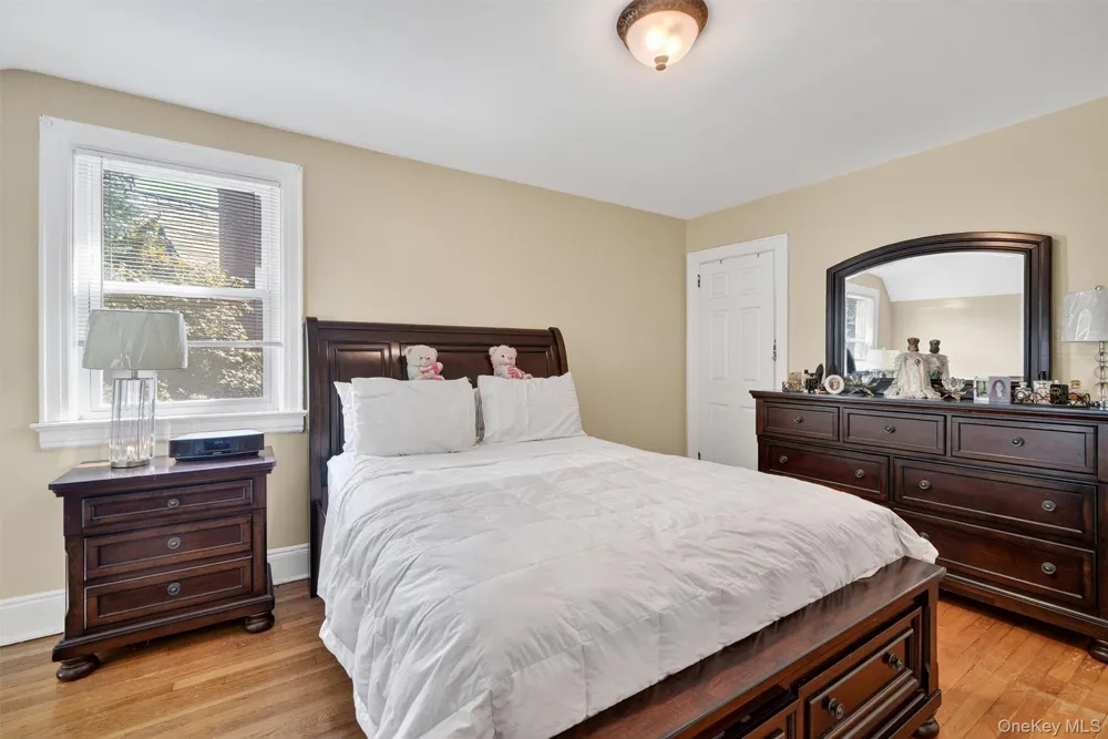 3384 Country Club Road Bronx, NY 10465