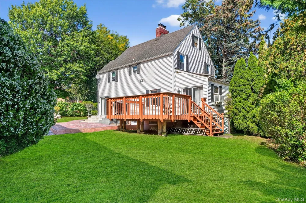 3384 Country Club Road Bronx, NY 10465