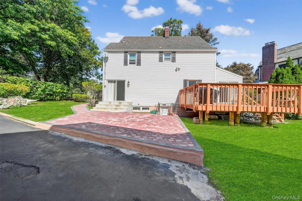 3384 Country Club Road Bronx, NY 10465